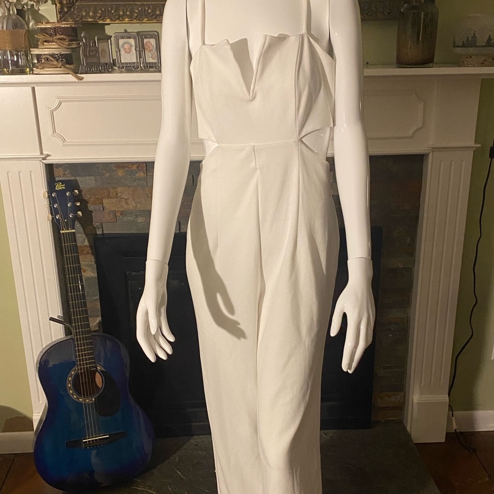 WOMANS ROMPER